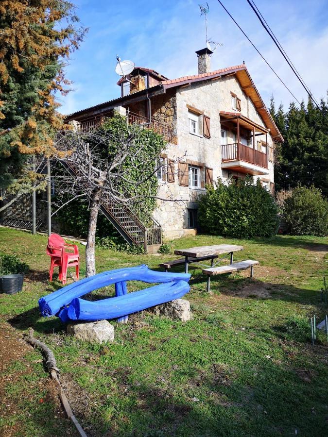 Гостевой дом La Casona De Collado Ойос-дель-Кольядо Экстерьер фото